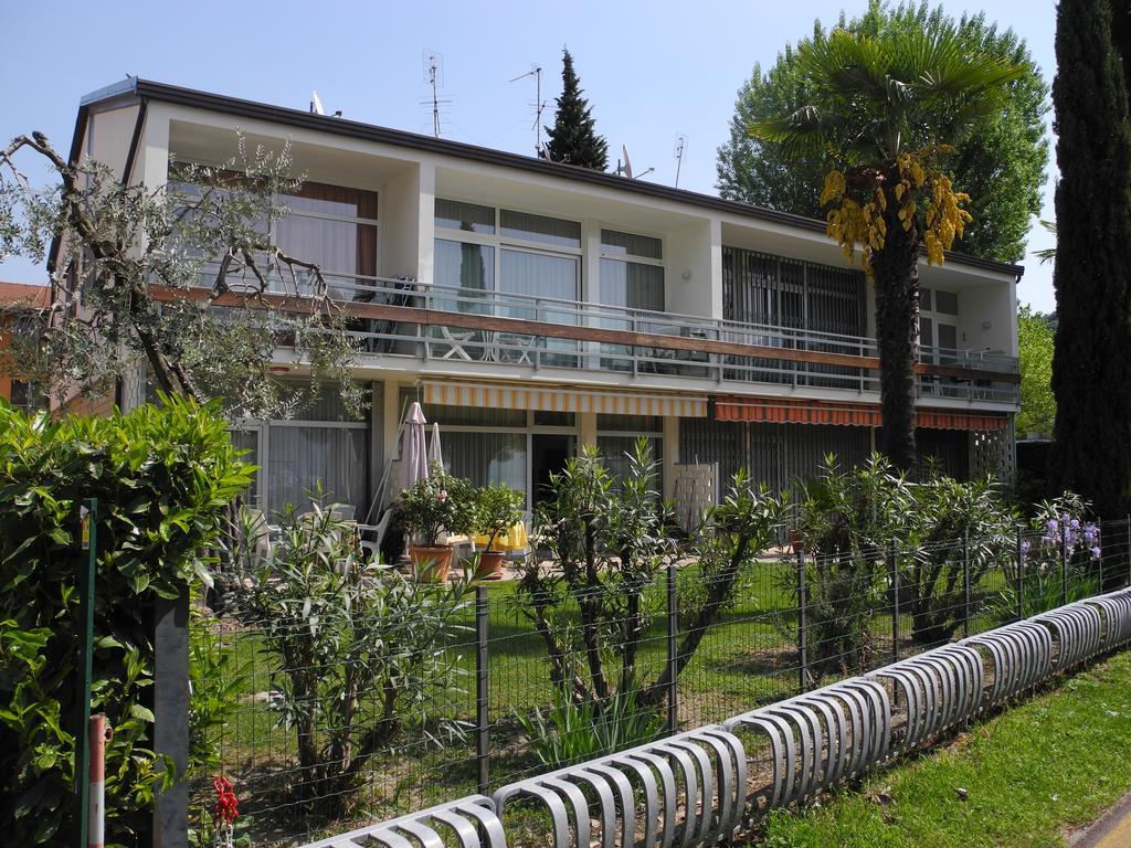 Annabella Apartment ริวาเดลการ์ดา ภายนอก รูปภาพ